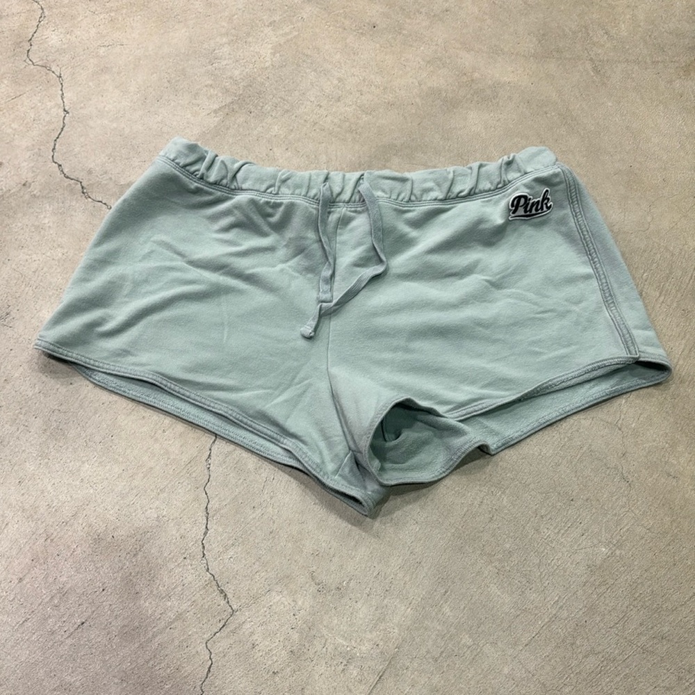 PINK VICTORIA’S SECRET COTTON SHORTS 🩷